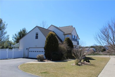 9 Petal Ln, Wakefield, RI 02879 - photo 3