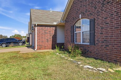 8993 S 257th East Place, Broken Arrow, OK 74014 - photo 5