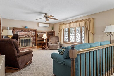 11 Dattillo Rd, Derry, NH 03038 - photo 4