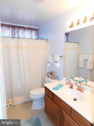 3409 Tudor Dr, Adamstown, MD 21710 - photo 4