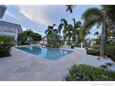 Swimming Pool/Hot Tub/Sauna