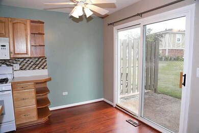 1075 Glouchester Harbor unit 2702, Schaumburg, IL 60193 - photo 6