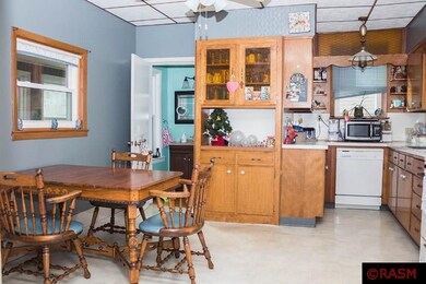 516 N 6th St unit Sixth, Mankato, MN 56001 - photo 4