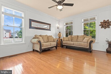 10922 Crider Ct, Bristow, VA 20136 - photo 4
