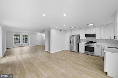 13000 Tory Loop, Woodbridge, VA 22192 - photo 6