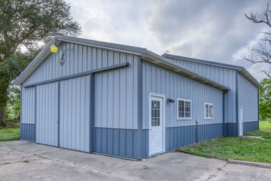 30140 Waller Spring Creek Rd, Waller, TX 77484 - photo 3