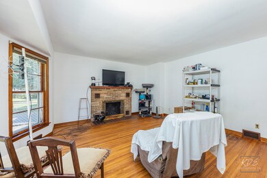 149 S Fordham Ave, Aurora, IL 60506 - photo 4