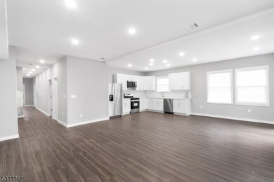 1206 Morris St, Roselle, NJ 07203 - photo 2