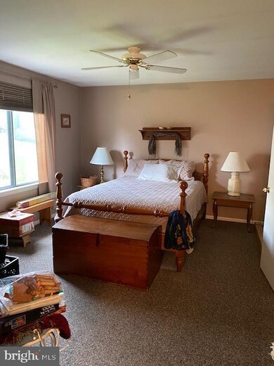 74-6 Holly Dr unit 6, Reading, PA 19606 - photo 4