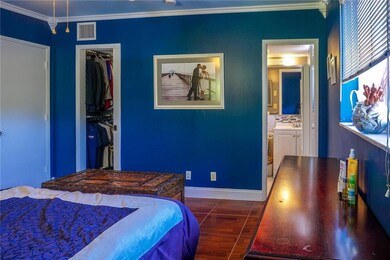 Ensuite updated bathroom and walk in closet
