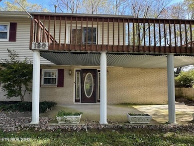 180 Cedar Ln, Jacksboro, TN 37757 - photo 5