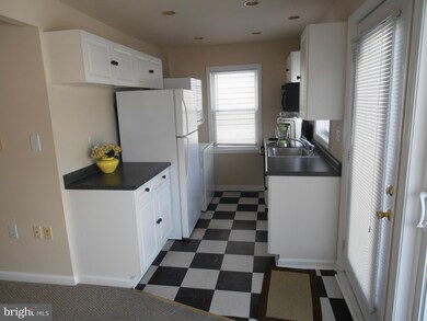 8233 Bayside Rd unit B, Chesapeake Beach, MD 20732 - photo 5