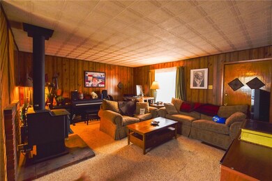 89 Circle r Rd, Jefferson, CO 80456 - photo 3