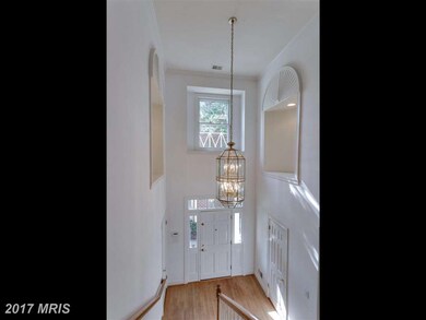 9123 Town Gate Ln, Bethesda, MD 20817 - photo 3