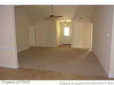 1612 Stonewood Dr, Fayetteville, NC 28306 - photo 4