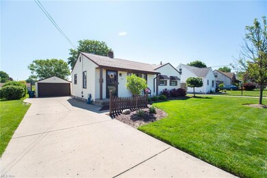 858 5th St, Struthers, OH 44471 - photo 2