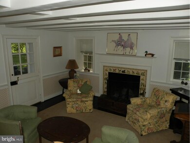 40030 Little Oatlands Ln, Leesburg, VA 20175 - photo 2