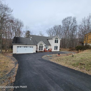 1206 Falls Rd, Bushkill, PA 18324 - photo 2