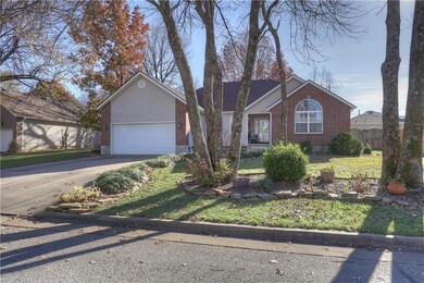 1066 Alexsandra Cir, Oronogo, MO 64855 - photo 2
