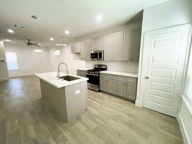 997 Marjorie St, Houston, TX 77088 - photo 2