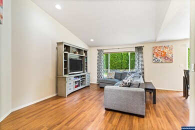 5051 Big Rock Ct SE, Salem, OR 97306 - photo 6