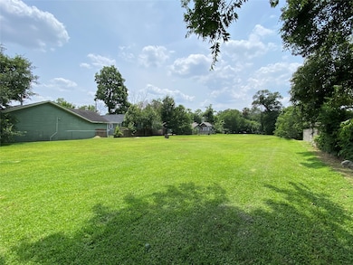 5709 Fulton St, Houston, TX 77009 - photo 5