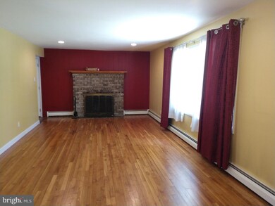 359 Sycamore Rd, Douglassville, PA 19518 - photo 2