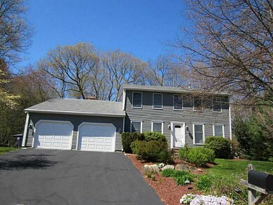 29 Blossom Ct, Warwick, RI 02886 - photo 2