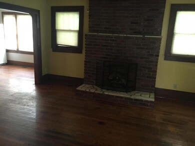 307 Grand Avenue Extension, Johnson City, TN 37601 - photo 2