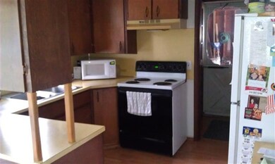 950 N Hudson St, Lowell, MI 49331 - photo 3