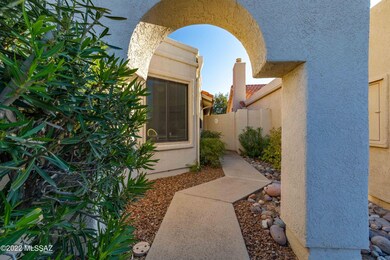 310 E Suntree St, Tucson, AZ 85737 - photo 3