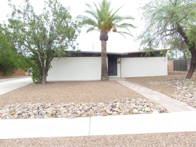022-185322 Front 3
