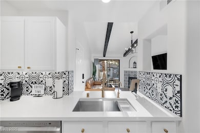 950 Seven Hills Dr unit 2825, Henderson, NV 89052 - photo 6