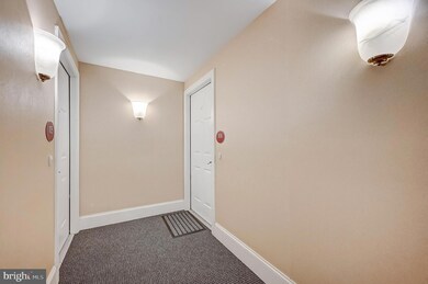 821 Harry St unit 106, Conshohocken, PA 19428 - photo 7