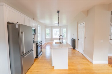 71 Wabun Ave, Providence, RI 02908 - photo 5