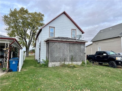 710 E Main St, Hoopeston, IL 60942 - photo 2