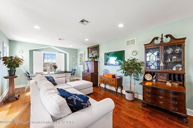 9006LongBeachBlvd-5