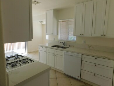 37824 10th St E, Palmdale, CA 93550 - photo 7