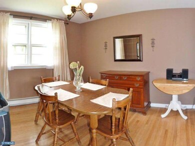 588 Hillside Dr, Lansdale, PA 19446 - photo 6