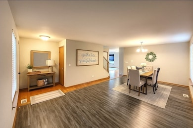 1073 Walker Ct, Antioch, IL 60002 - photo 4