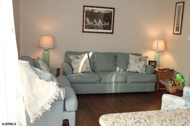 154 39th St S unit Upper, Brigantine, NJ 08203 - photo 2