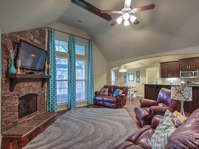 8023 S Fir Place, Broken Arrow, OK 74011 - photo 7