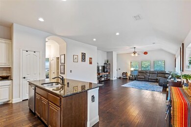 291 Orbit Dr, Lavon, TX 75166 - photo 4