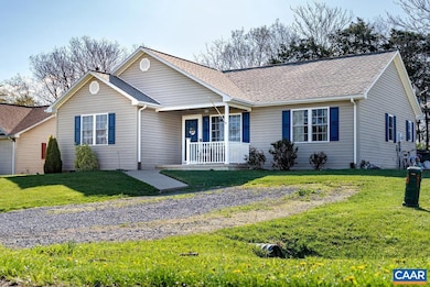 11 Falcon Ln, Weyers Cave, VA 24486 - photo 2