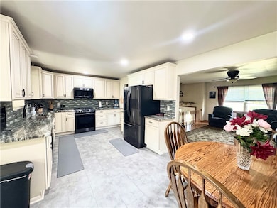 824 Shenango Stop Rd, New Castle, PA 16101 - photo 7