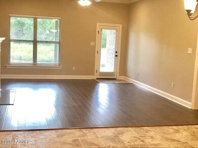 Lombardo III A - Living Room
