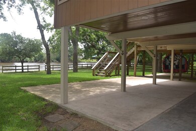 3315 Wilson Cir, Brazoria, TX 77422 - photo 6