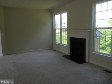 10363 Stewards Chance Ln, White Plains, MD 20695 - photo 7