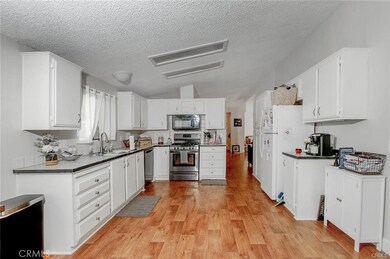 33748 Windmill Rd, Wildomar, CA 92595 - photo 6