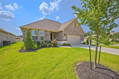  Do not miss the covered patio for entertaining family and friends. This is maintenance free living with amenities designed for residents to enjoy an active retirement and lifestyle. Easy access to I45, The Woodlands and Bush IAH. Do not wait! Call today for your private showing!